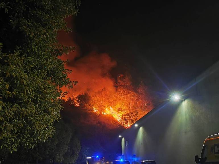 Incendi a Zumpano. Riconoscimento e gratitudine da parte del Sindaco 