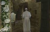 Il Papa in preghiera alla Porziuncola